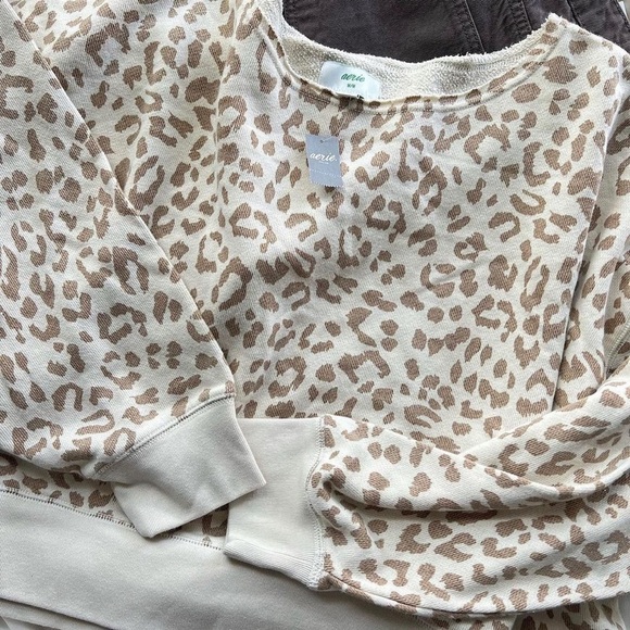 Aerie Cropped Crewneck ✨🤍 - Picture 4 of 5